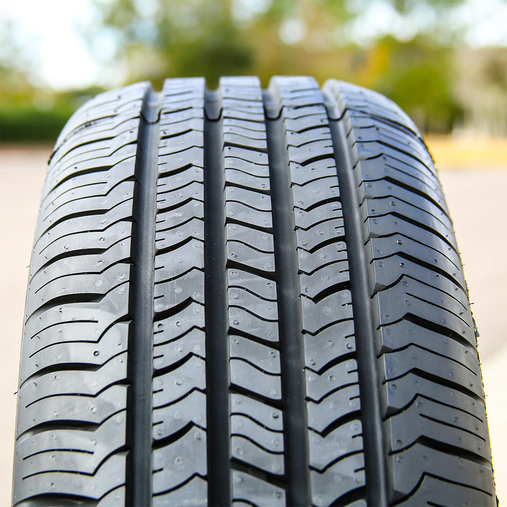 225/60R17 99H All Season Tires C825